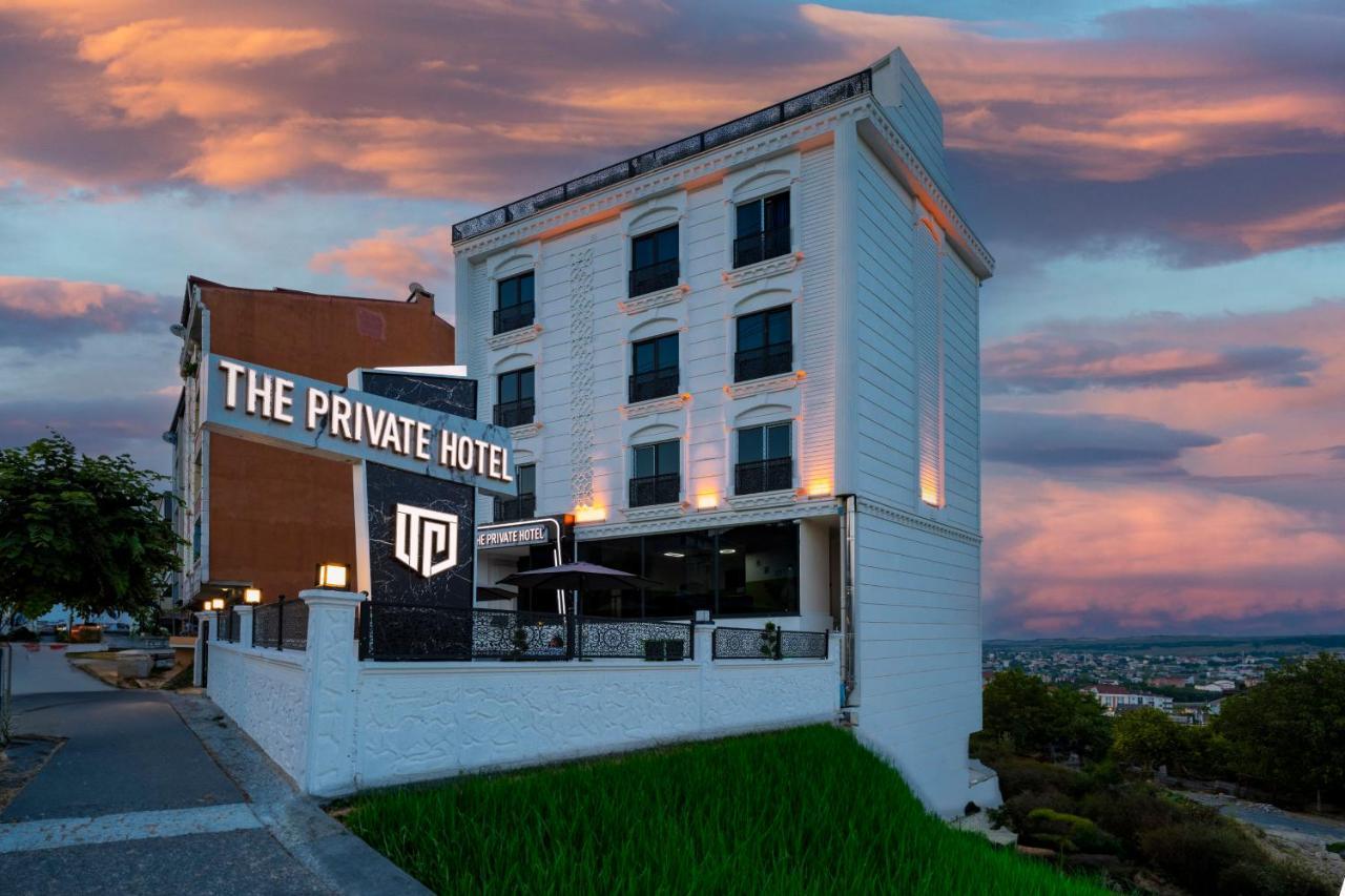 The Private Airport Hotel Istanbul Exterior photo